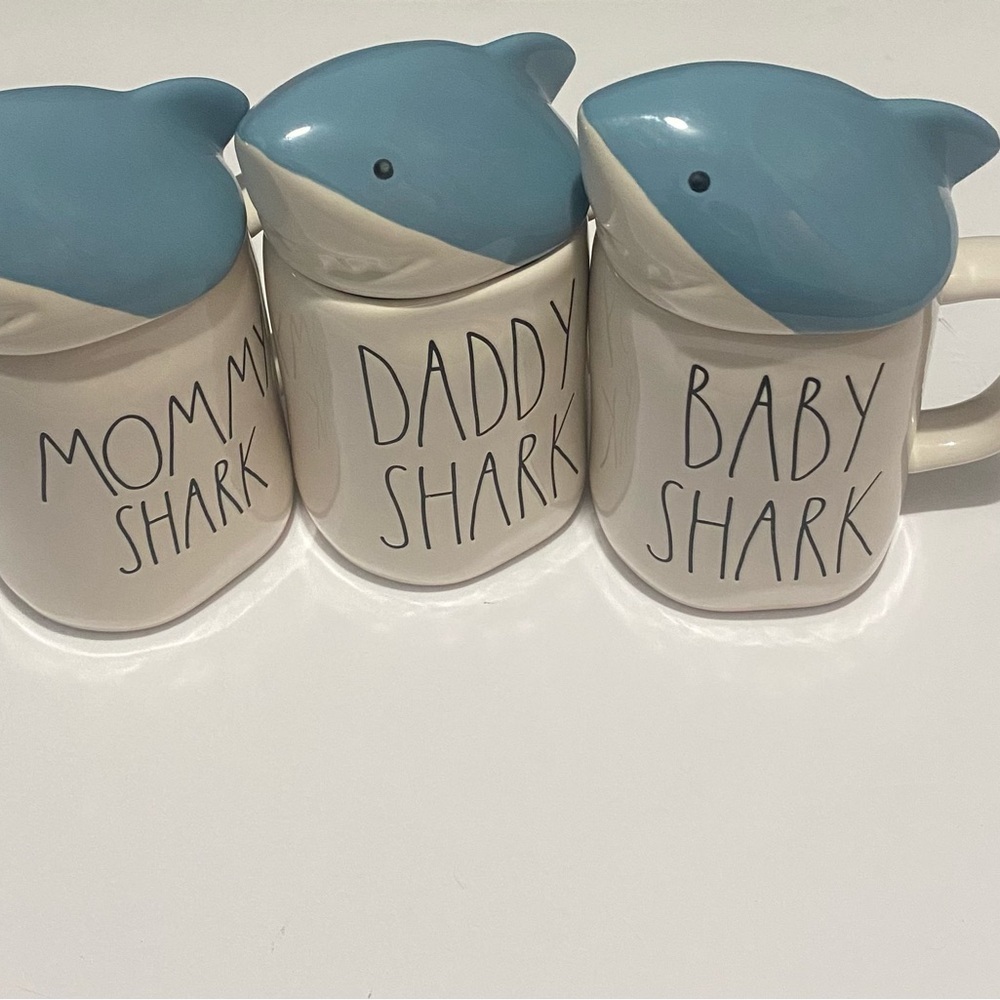 Rae Dunn coffee mugs baby shark mommy shark daddy shark - Picture 5 of 6